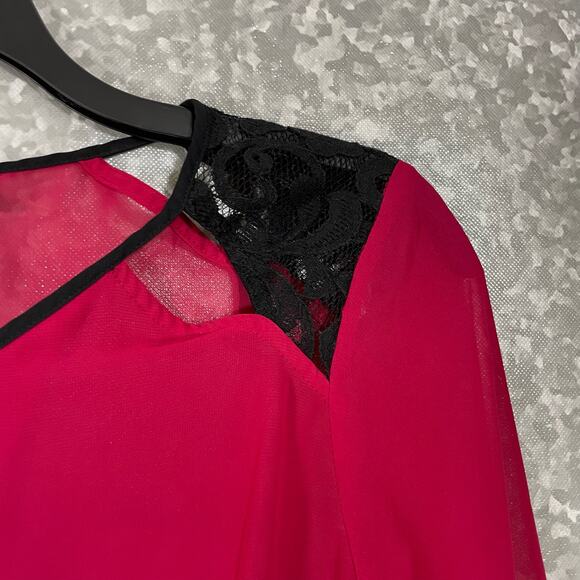 Bisou Bisou Women's Red Sheer Lace Cutout Shoulder Wrap Top - Size Small - Goth - Picture 2 of 6